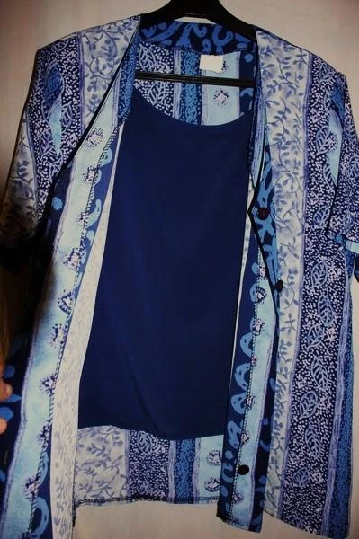 #Blauw shirt T46/48 maar eerder T48 – photo 7